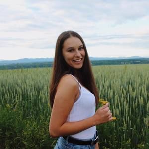 Meet your Posher, Léa